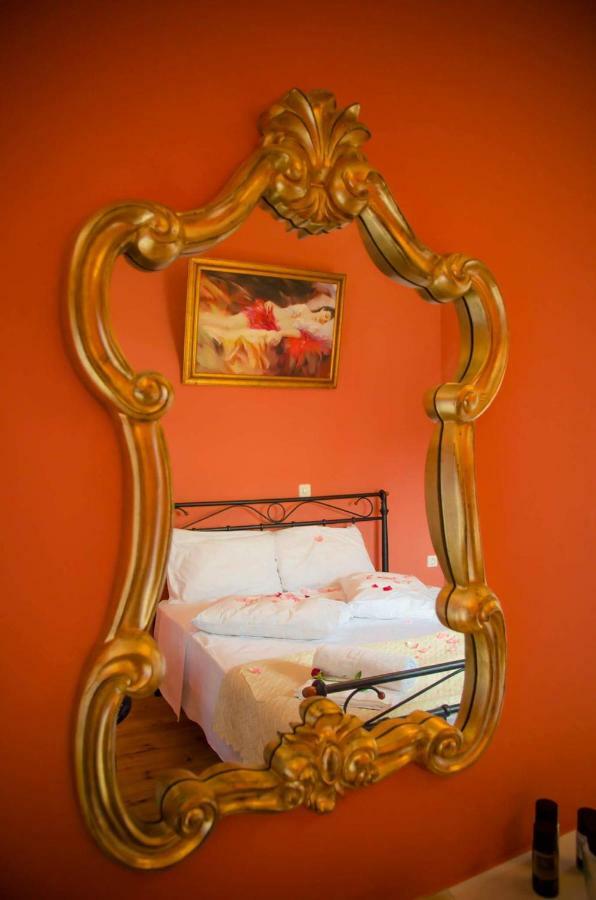 Villa Conte Rari Agios Gordios  Eksteriør billede